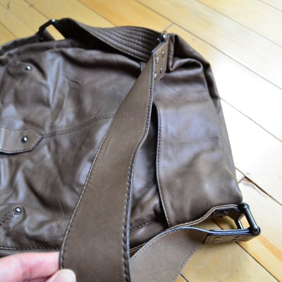 Gianni Bini Brown Leather Satchel Hobo Shoulder Bag Purse - Picture 9 of 14